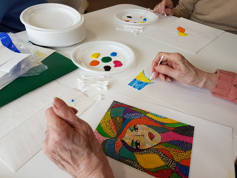 Lundi 8 avril: Atelier créatif autour du pointillisme et du quilling