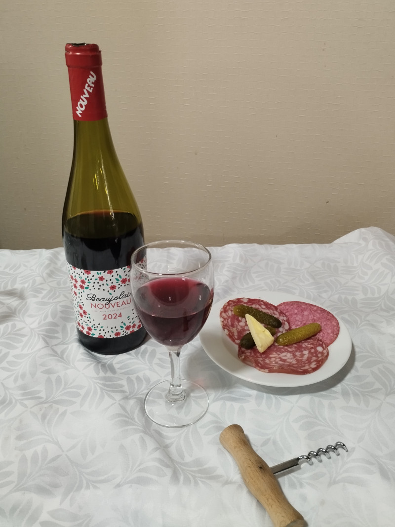 Célébration du Beaujolais Nouveau à l'EHPAD
